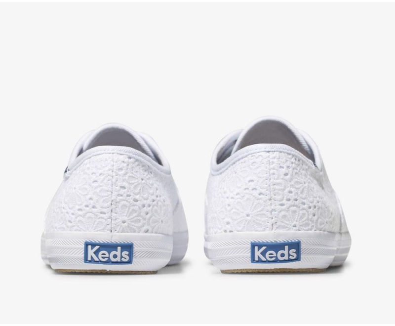 Keds Champion Daisy Eyelet Kadın Spor Ayakkabı Beyaz | RVC639208