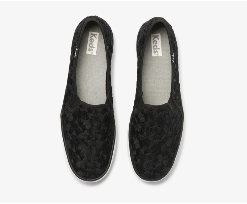 Keds Triple Decker Floral Embroidery Kadın Slip On Siyah | PAX049281