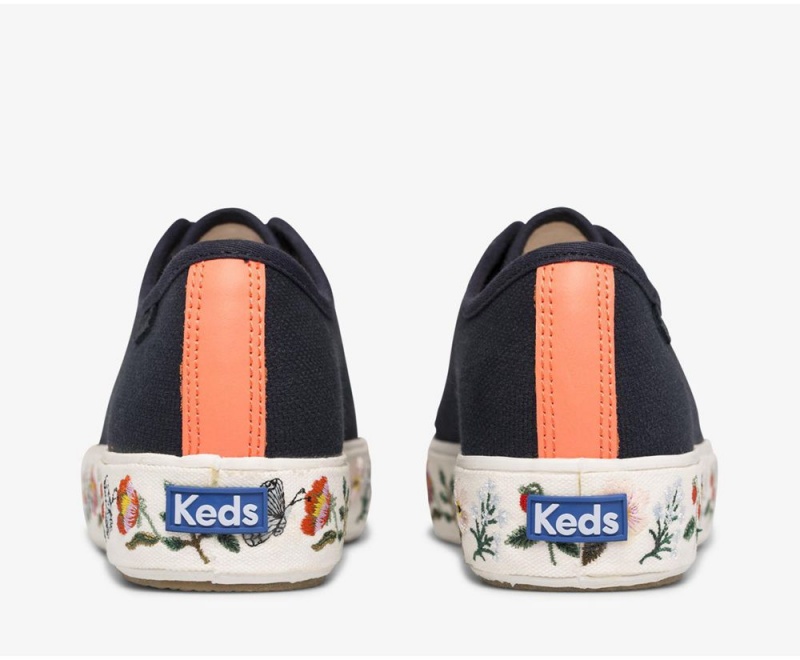 Keds x Rifle Paper Co. Triple Kick Strawberry Fields Embroidered Kadın Spor Ayakkabı Lacivert | JFY175942